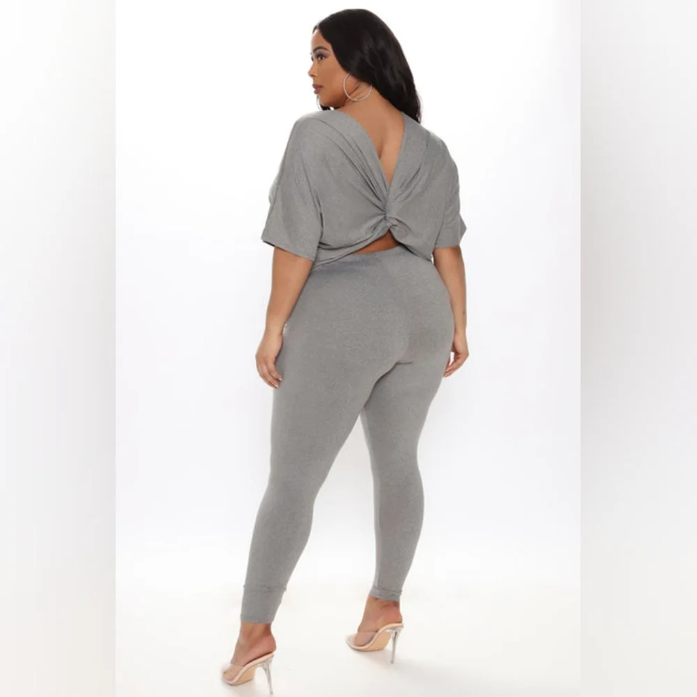 Gray Off-Shoulder Top and Leggings Set (XL) - Picture 4 of 11